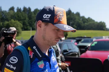 Reunião misteriosa em Amsterdã agita F1: Jos Verstappen e empresário de Max encontram Helmut Marko em meio a especulações de ida para a McLaren