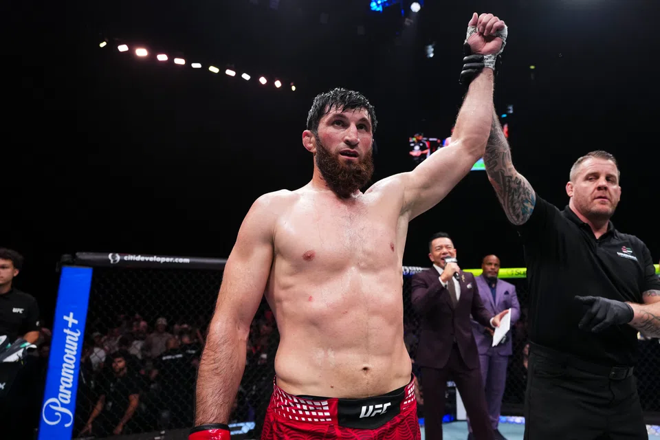 Ankalaev mira luta contra Borrachinha no UFC Abu Dhabi